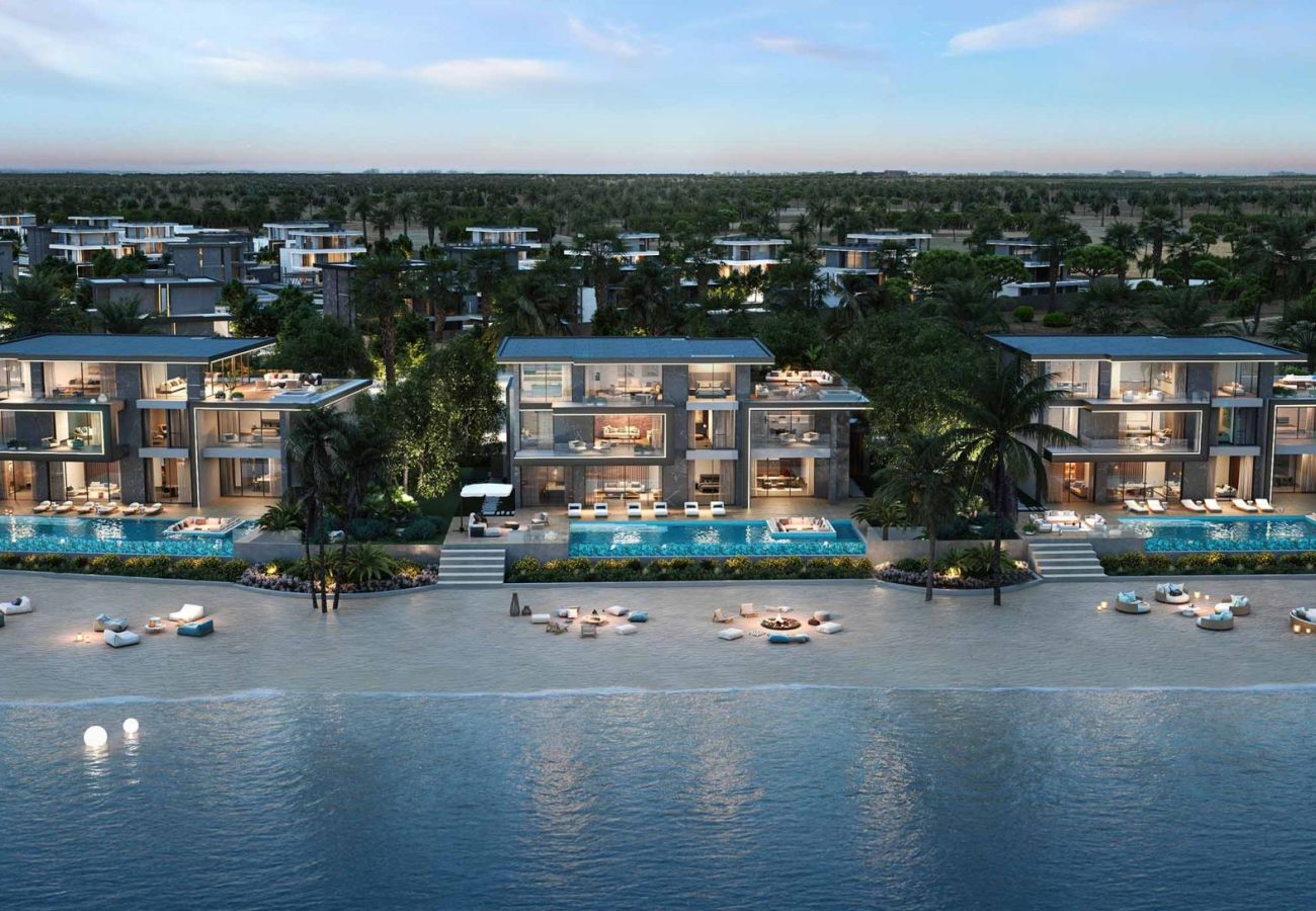 aerial_view_beachfront_mansions